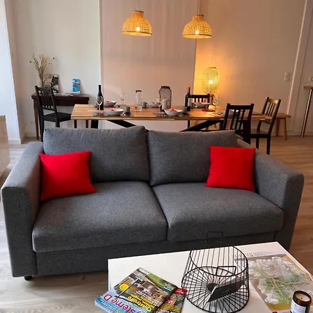 Bel T3 Au 1er Etage Avec Cour Interieure Au Rdc - Marie * Bagnères-de-Luchon