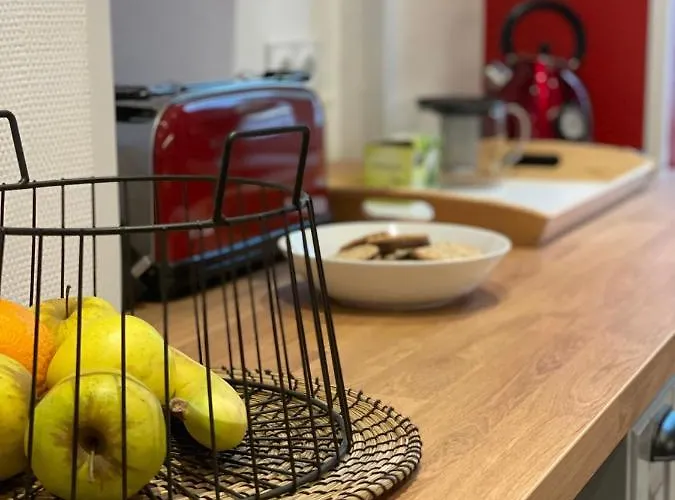 アパート Bel T3 Au 1er Etage Avec Cour Interieure Au Rdc - Marie Bagnères-de-Luchon