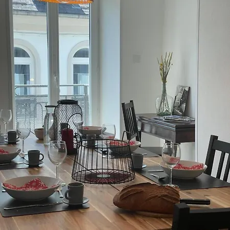 Apartment Bel T3 Au 1er Etage Avec Cour Interieure Au Rdc - Marie Bagneres-de-Luchon