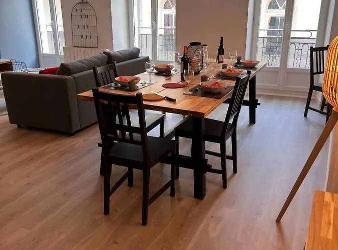 Bel T3 Rénové Avec Cour Intérieure - Marie