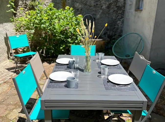 Appartement Bel T3 Rénové Avec Cour Intérieure - Marie